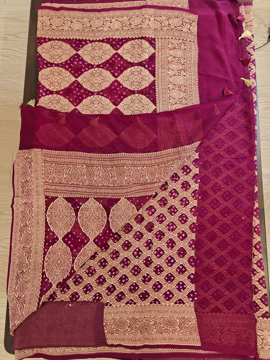 Rai Bandhej Neem Zari
